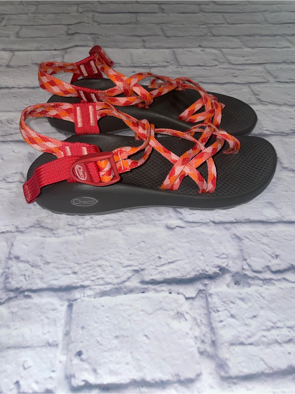 Chaco Women's Coral and Orange Patterned Strap Sandals. Size 10